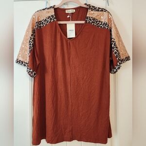 Southern Stitch Women's Rust Sequin Leopard Short Sleeve Top Stretchy XL Sequins